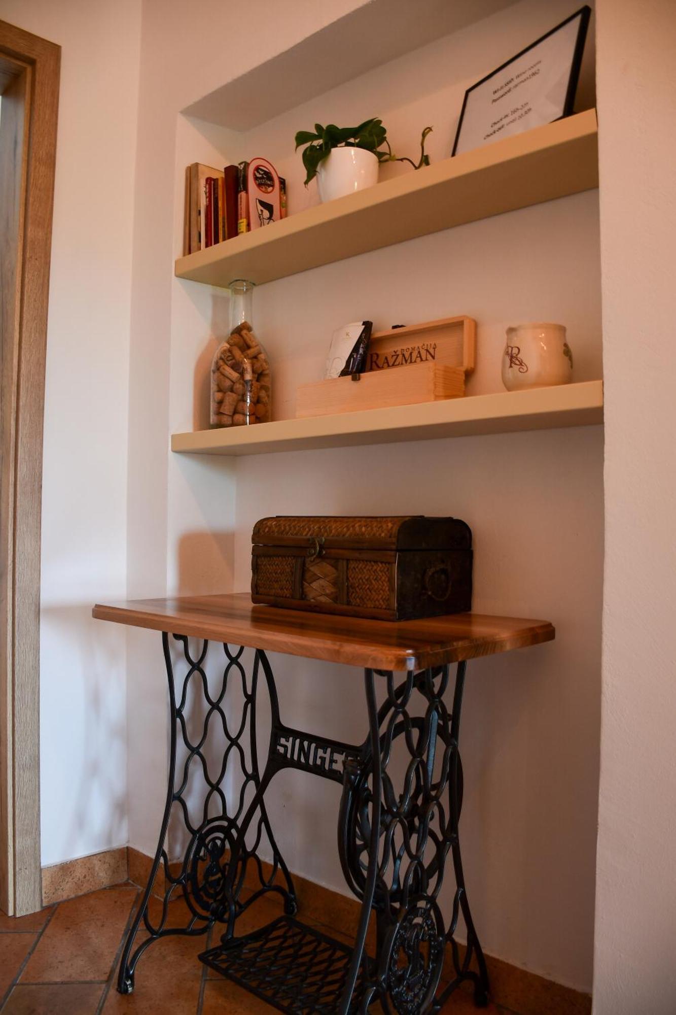 Razman Wine Rooms Gračišče المظهر الخارجي الصورة